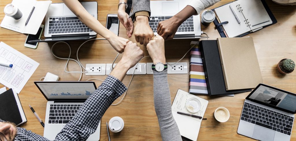 TRAINING ETHICAL LEADERSHIP