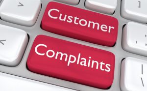 TRAINING CUSTOMER SERVICE DAN HANDLING COMPLAINT