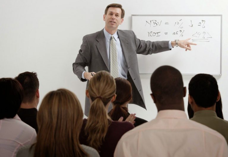 TRAINING ONLINE MANAGING THE TRAINING FUNCTIONS