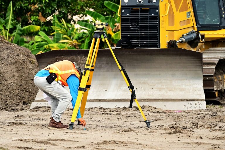 TRAINING ONLINE SURVEYOR FOR NON SURVEYOR