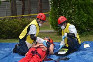 TRAINING PETUGAS PERTOLONGAN PERTAMA PADA KECELAKAAN
