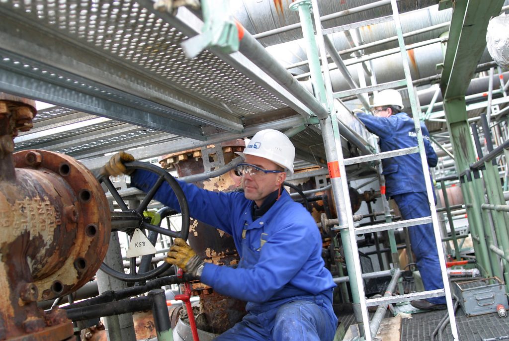 TRAINING VALVES ACTUATORS OPERATION AND MAINTENANCE